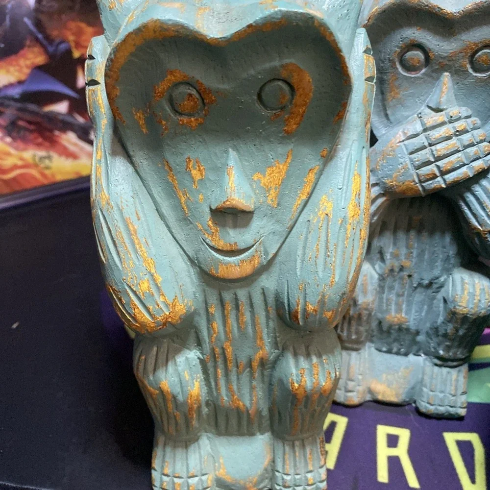 Set of 3 Wooden Monkey Figurines See Hear Speak No Evil Tiki Kitschy Turquois F1